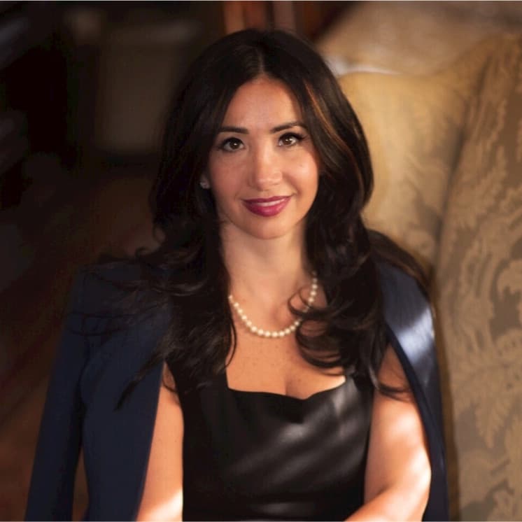 Alina Yukhtman, Founder of AAY LLC